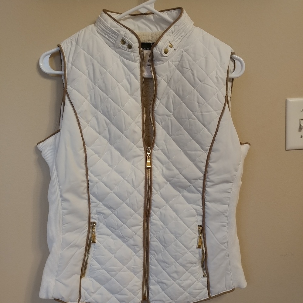 NWT WILA Quilted Puffer - Picture 3 of 8